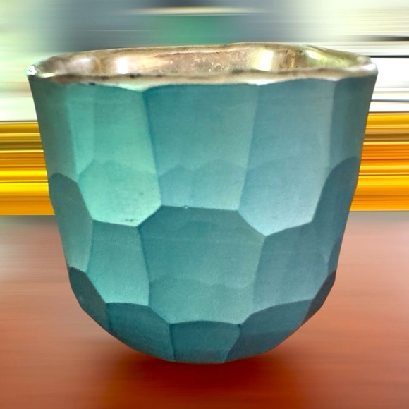 Anthropologie Coriander and Fig Leaf candle - NEW - Picture 1 of 3